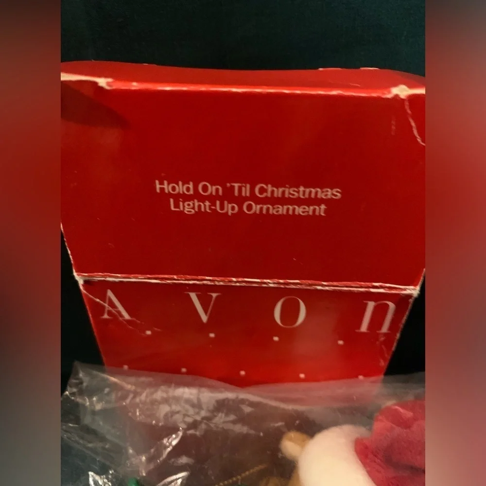 Vintage 1992 Avon Festive Bear with Gift Ornament